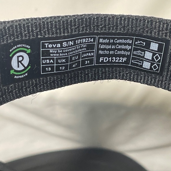 Teva Men’s Hurricane XLT2 Black Velcro Sandal. Size 13. New In Box - Picture 7 of 8